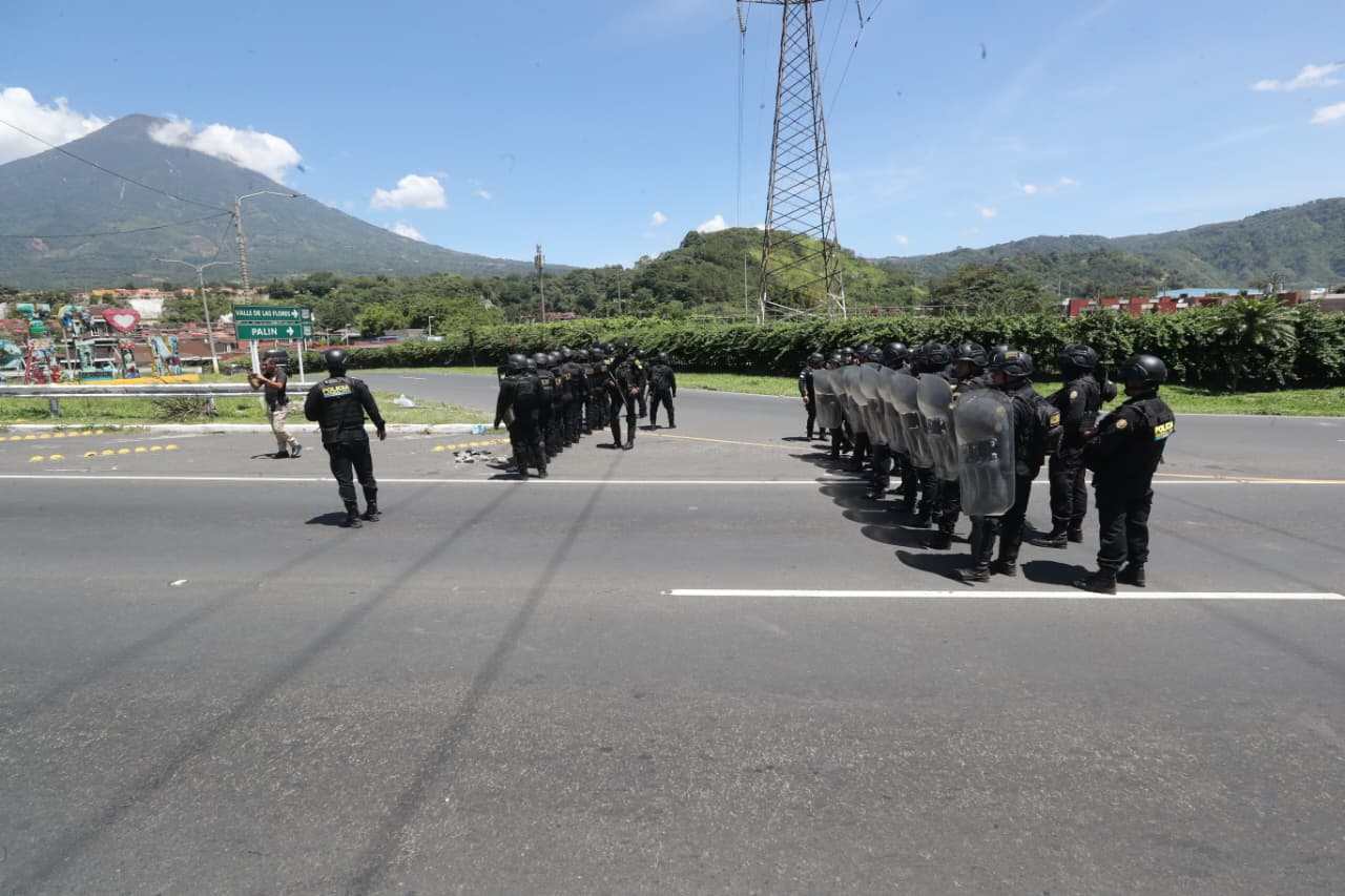 BLOQUEO ALZA AL COMBUSTIBLE'