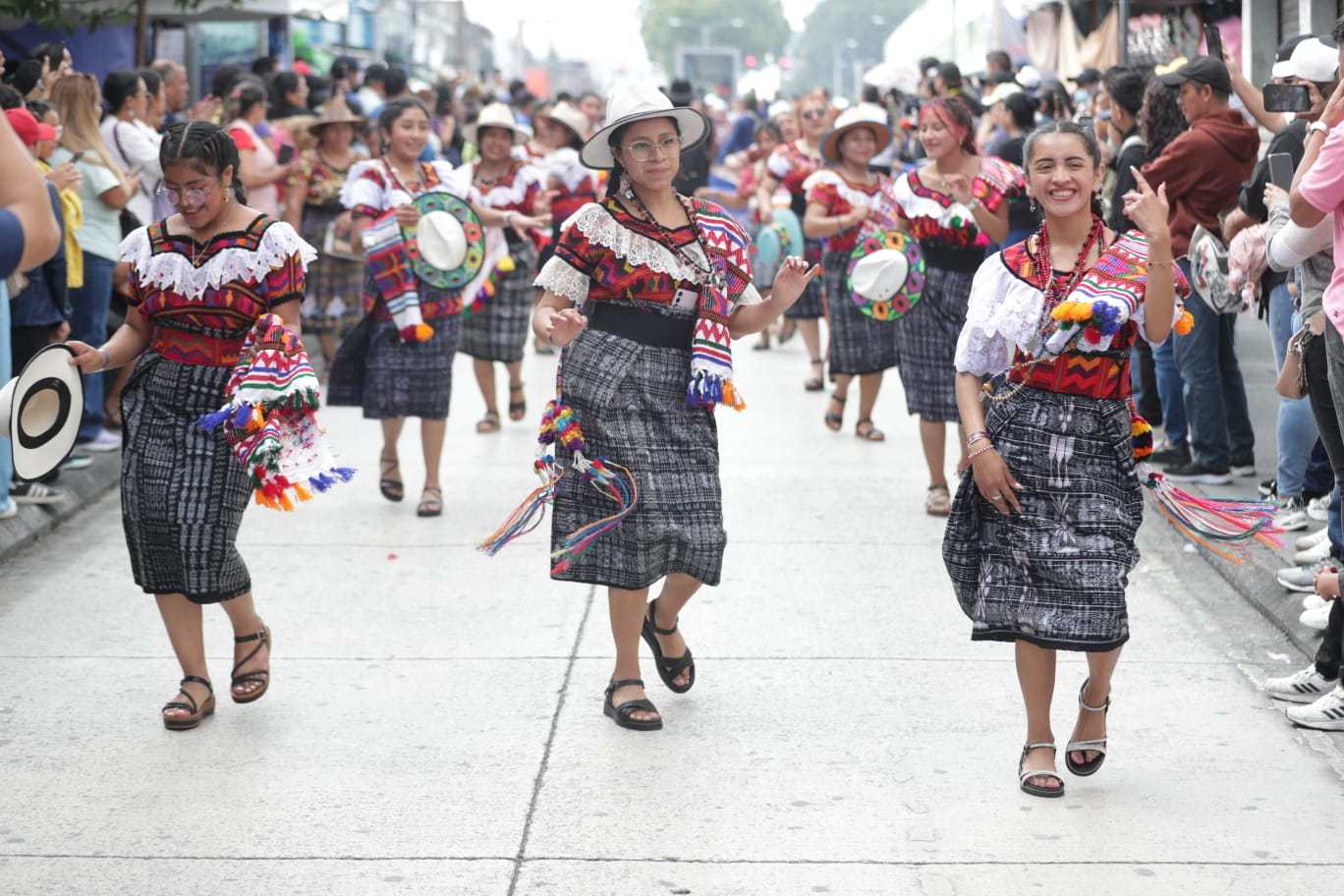 DESFILE O ECUENTRO DE CONVITEROS'