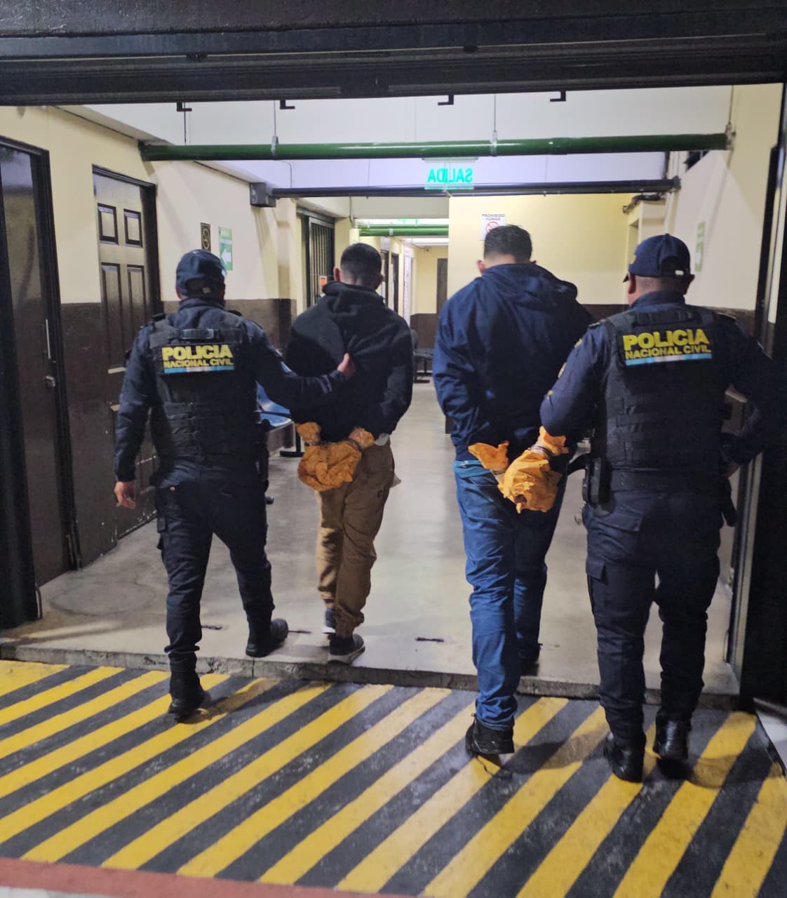 Dos presuntos responsables de ataque armado capturados en Mixco