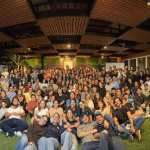 Lo que comenzó como una salida mensual se convirtió en un apostolado que ha llegado a reunir hasta 140 voluntarios en una sola noche. (Foto Prensa Libre: Cortesía Apostolado Cristo de la Calle)