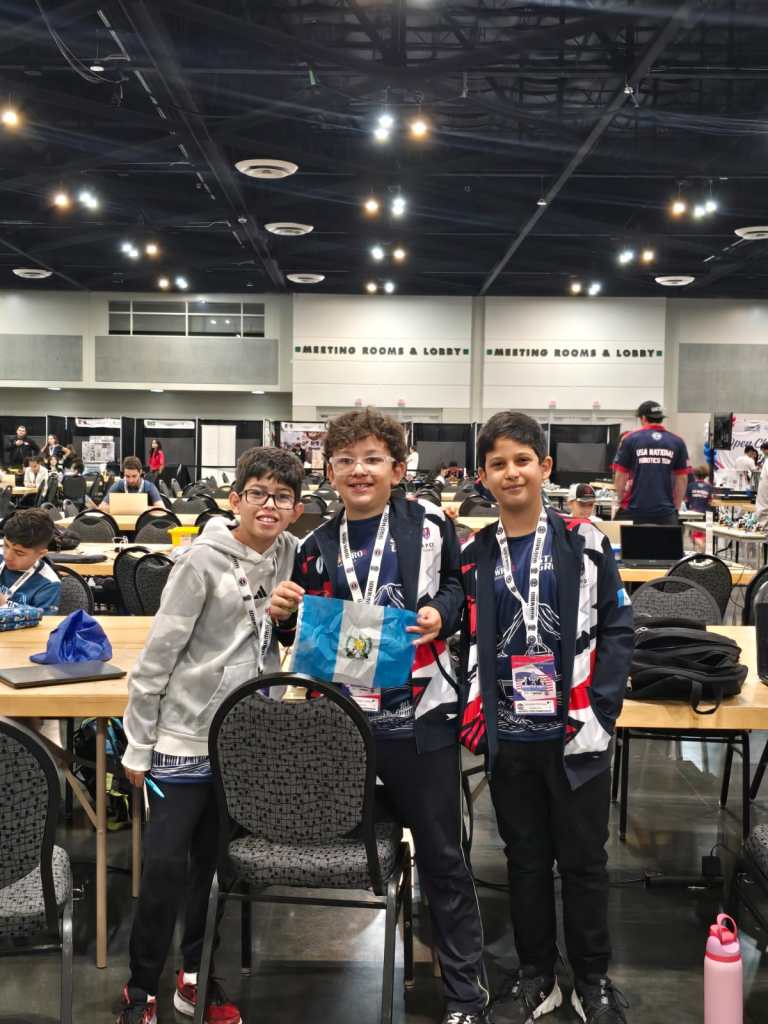 Guatemala participa en el WRO Open Championship of the Americas 2026 con 15 estudiantes