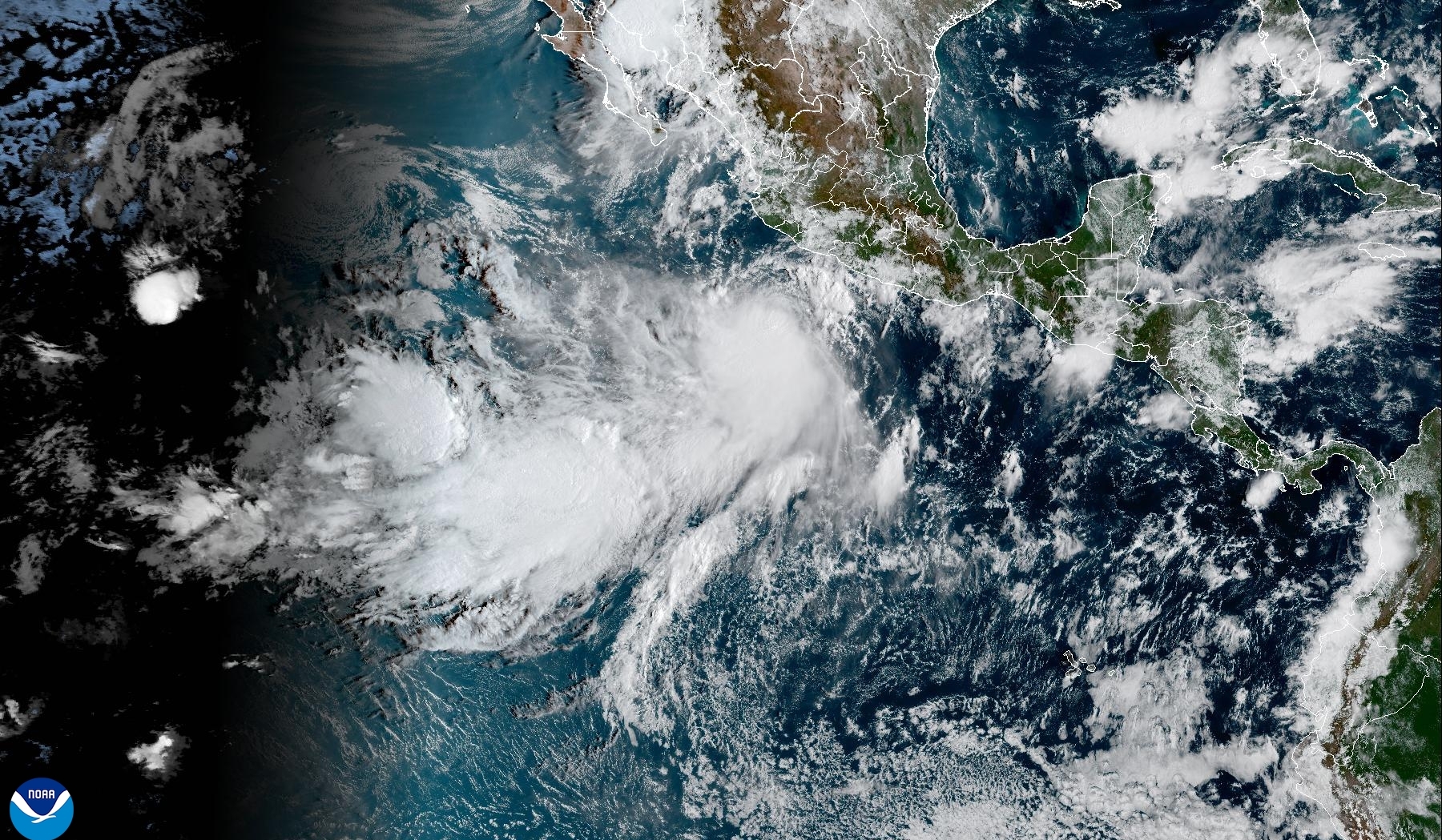 Huracán Polo pasa sin víctimas por Baja California Sur y avanza hacia noroeste de México