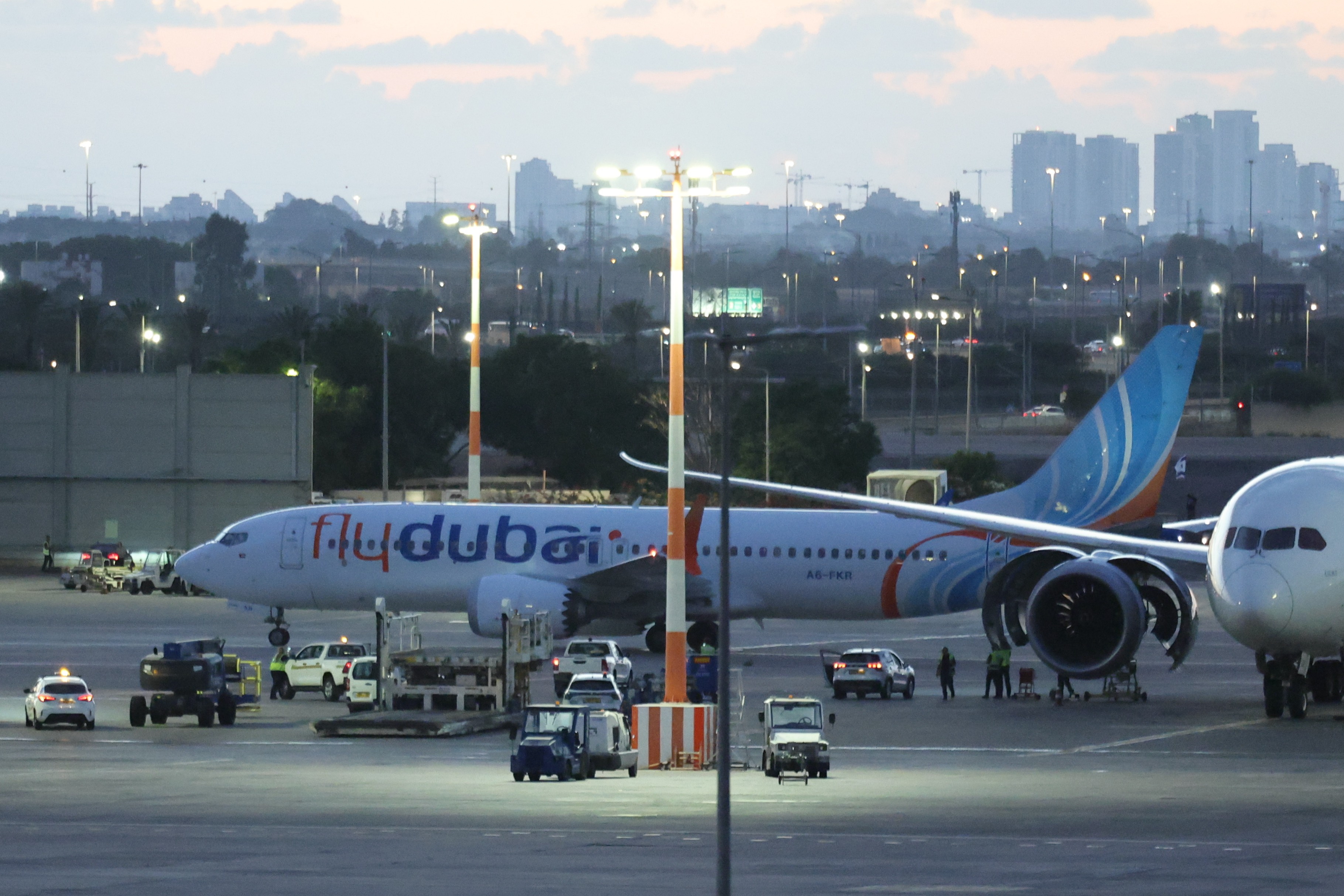Un vuelo de Flydubai con destino a Israel fue desviado a Arabia Saudita tras un altercado en la cabina de mando.