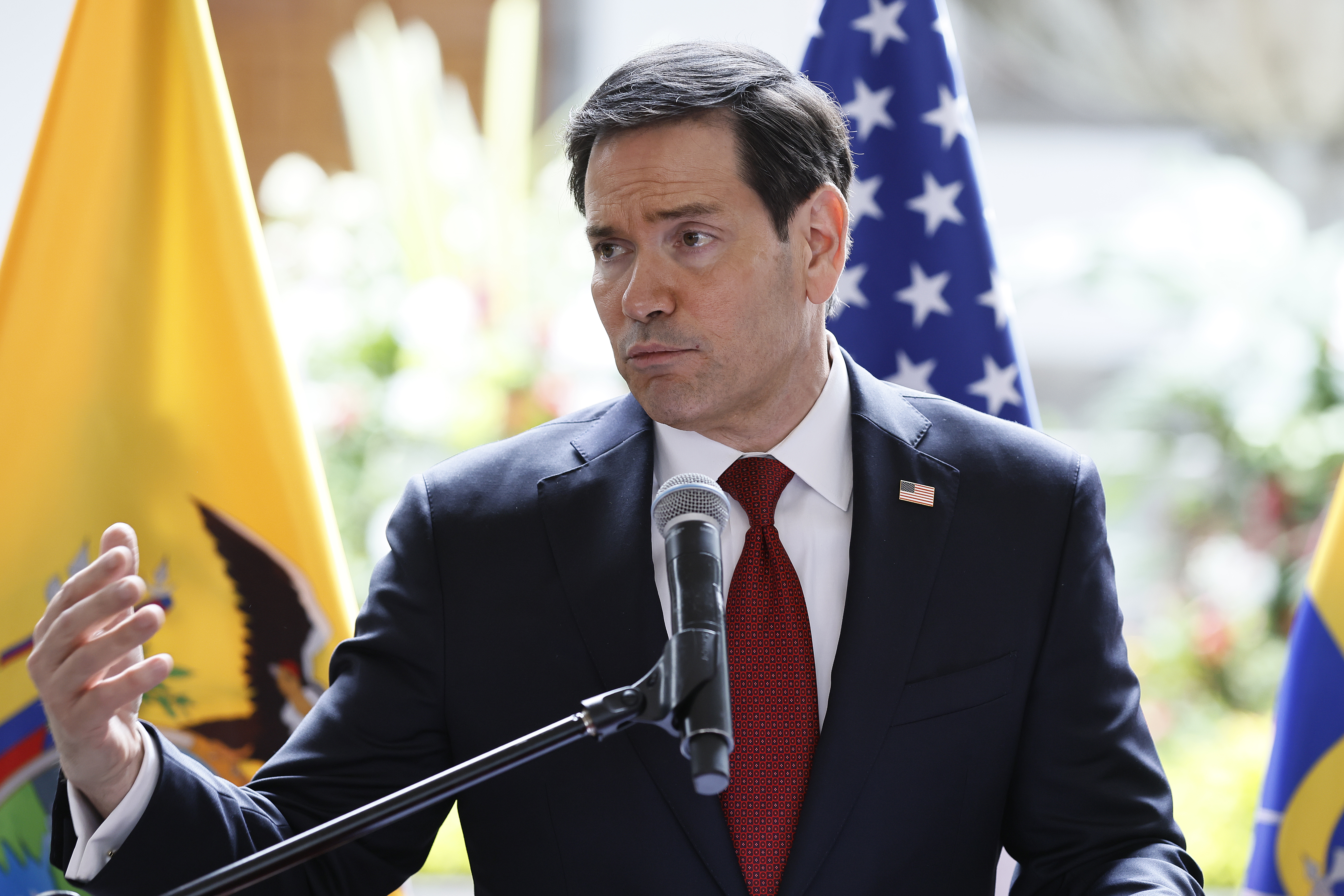 Marco Rubio llega a Ecuador para reunirse con Noboa y afianzar combate a crimen organizado