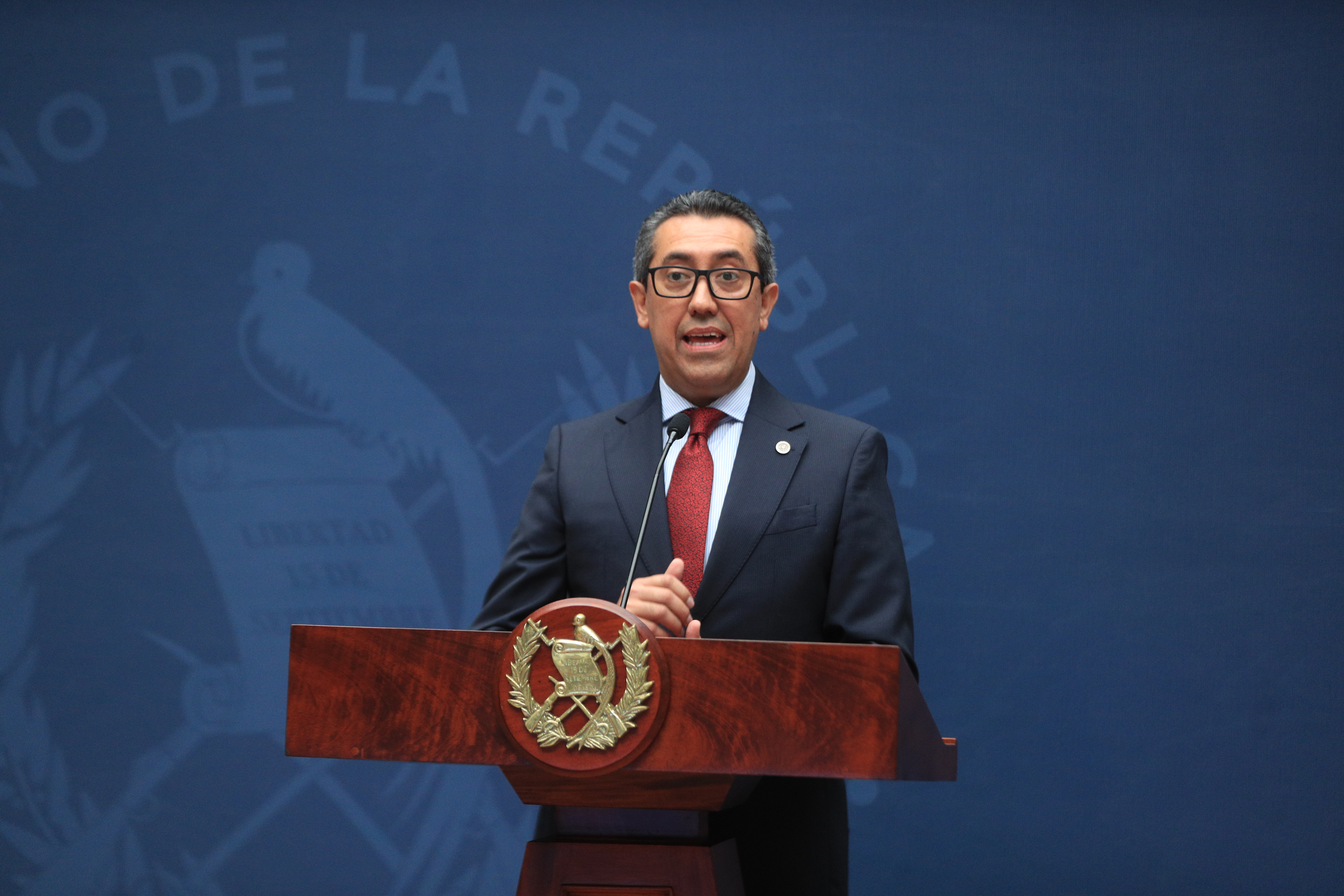 EN FOTOGRAFÍA: JONATHAN MENKOS 

El Gobierno de Guatemala propone un presupuesto de Q192 mil millones para 2027, con alrededor de Q24 mil millones destinados a asignaciones estratégicas para distintas áreas prioritarias del Estado.

foto Byron Rivera 
02/09/2026