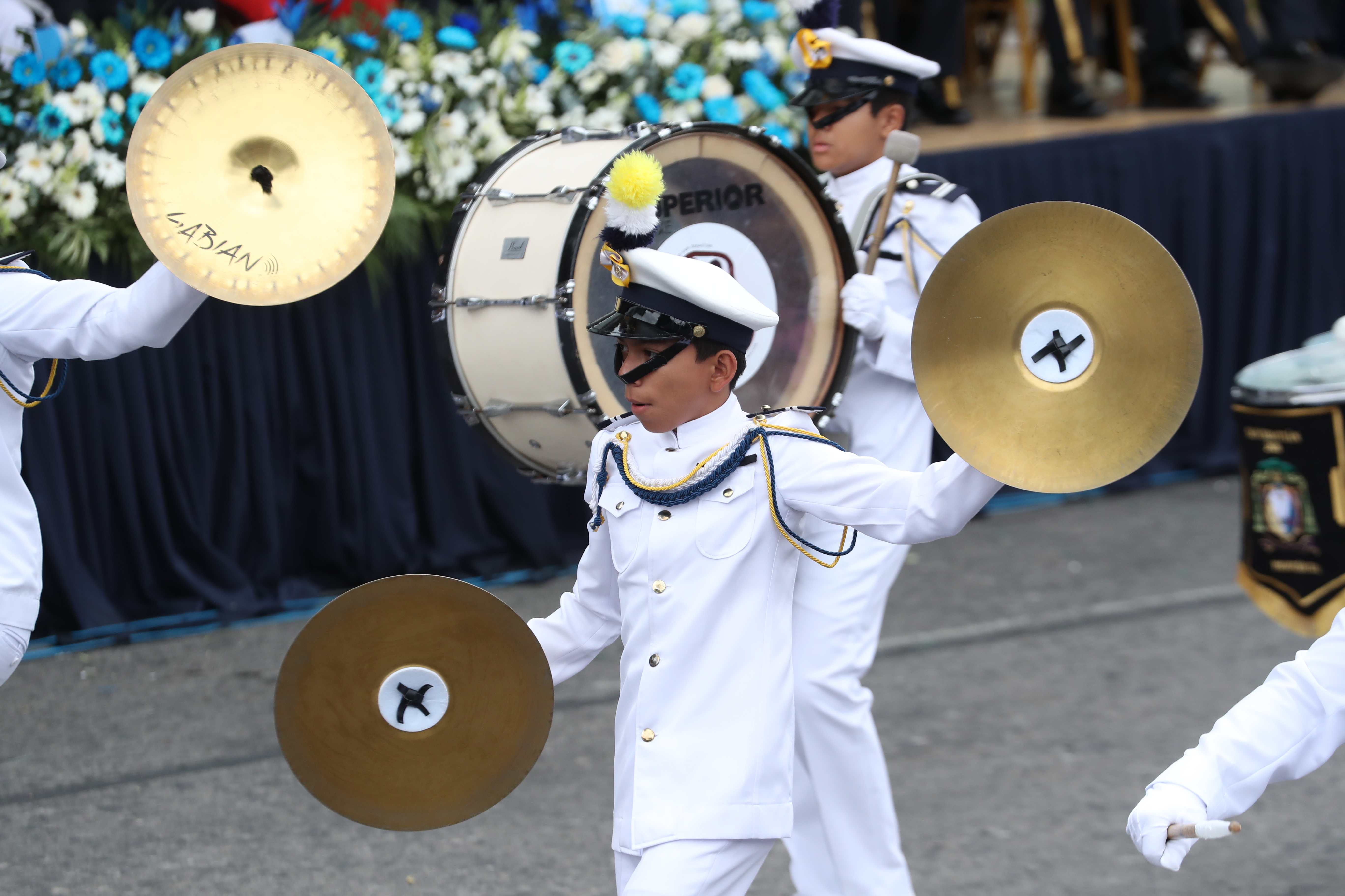 DESFILE ESCOLAR 15 DE SEPTIEMBRE'