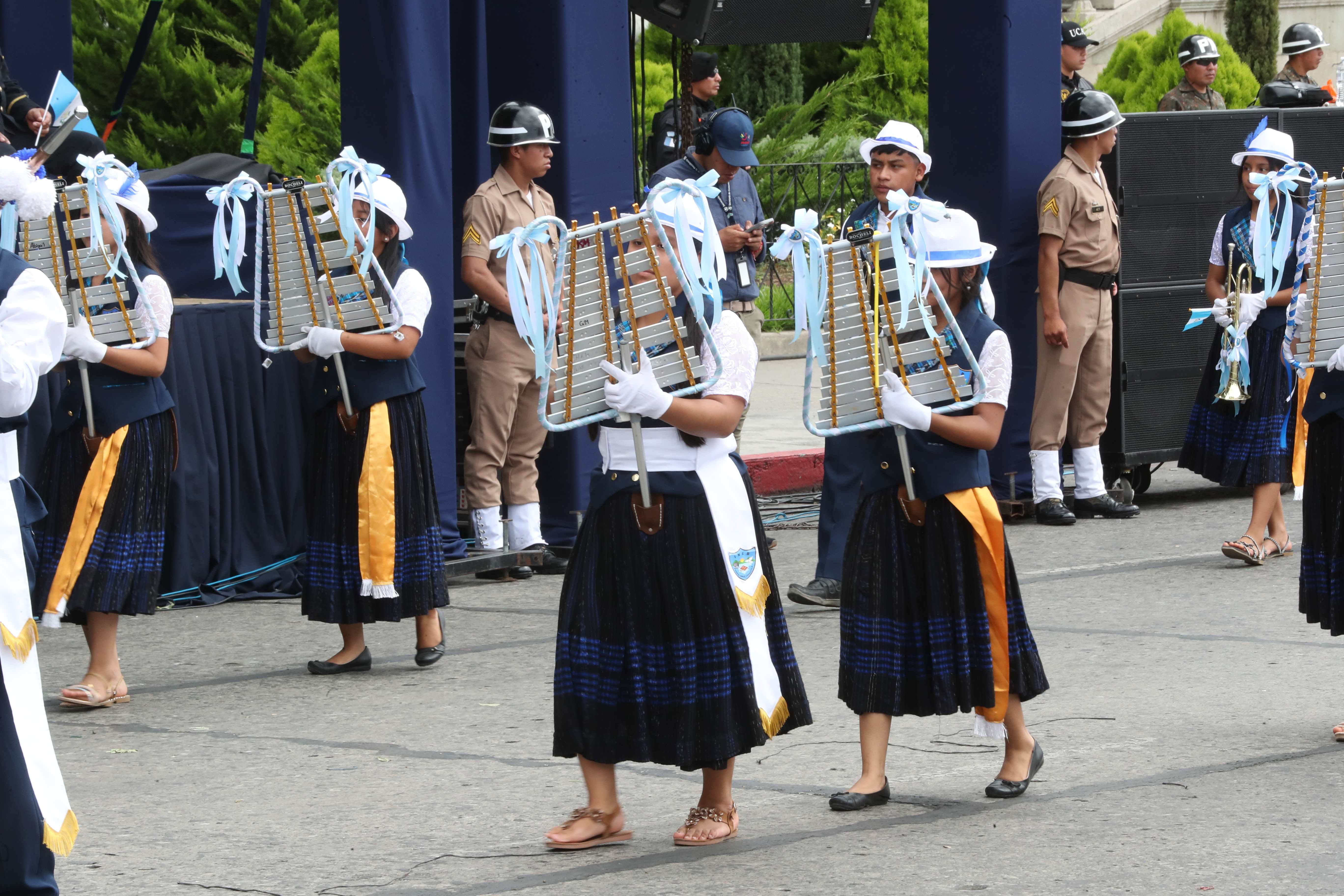 DESFILE ESCOLAR 15 DE SEPTIEMBRE'