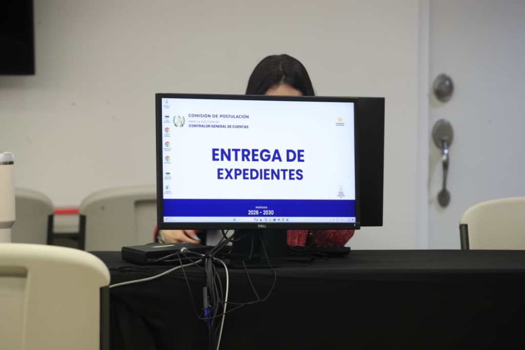 Salón donde se reciben tachas contra aspirantes a Contralor General de Cuentas