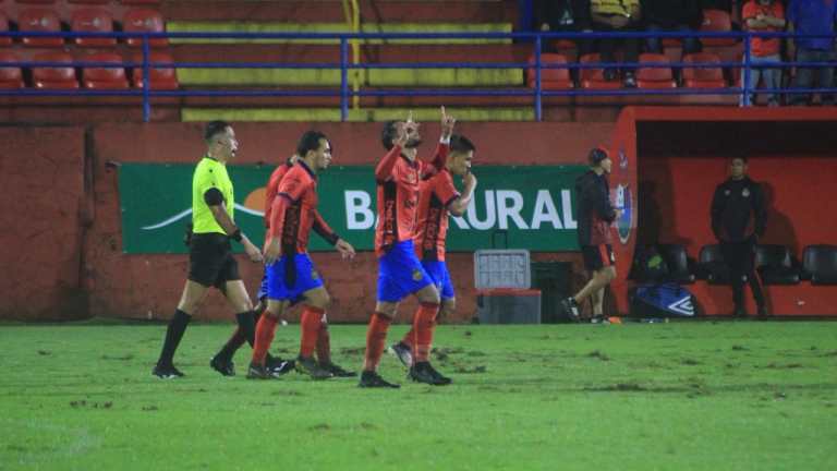 ¿Quién es líder del Apertura 2