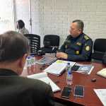 El diputado José Chic y el director de la PNC, David Custodio Boteo, junto a funcionarios del Mingob durante la presentación del plan preventivo de seguridad para las agrupaciones políticas