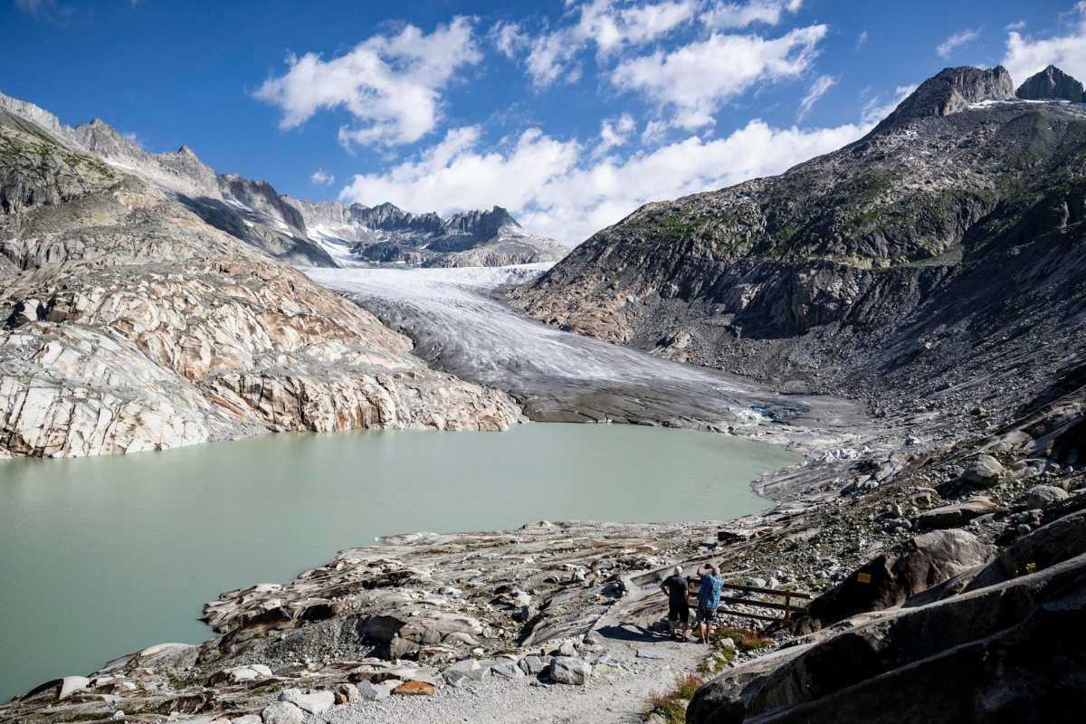Los glaciares suizos pierden 5,5 % de hielo en un solo año, entre poca nieve y mucho calor