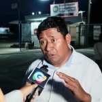 Abraham Ixcotoyac, padre de la adolescente de 15 años que despertó durante su velorio en Sacapulas, Quiché, explica por qué decidió regresar a casa cuando la llevaba al hospital. (Foto Prensa Libre: Byron Baiza)