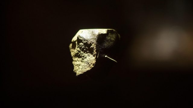 Cómo es la revolucionaria misión que busca traer un trozo de la mayor luna de Marte a la Tierra