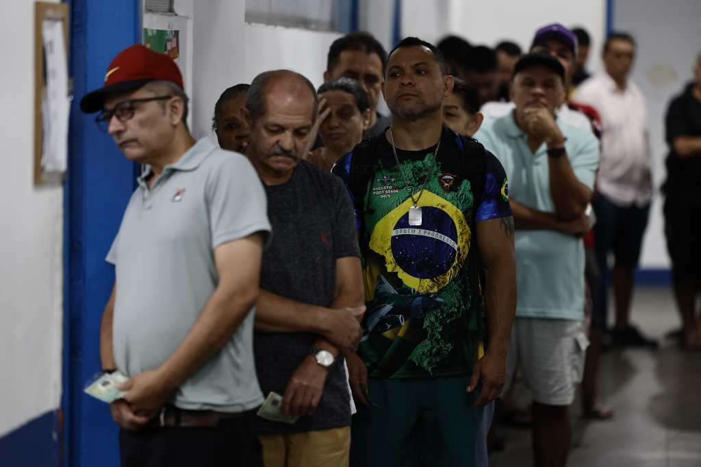 Brasil va a las urnas a definir su rumbo, con Lula y Bolsonaro bajo la sombra de Trump