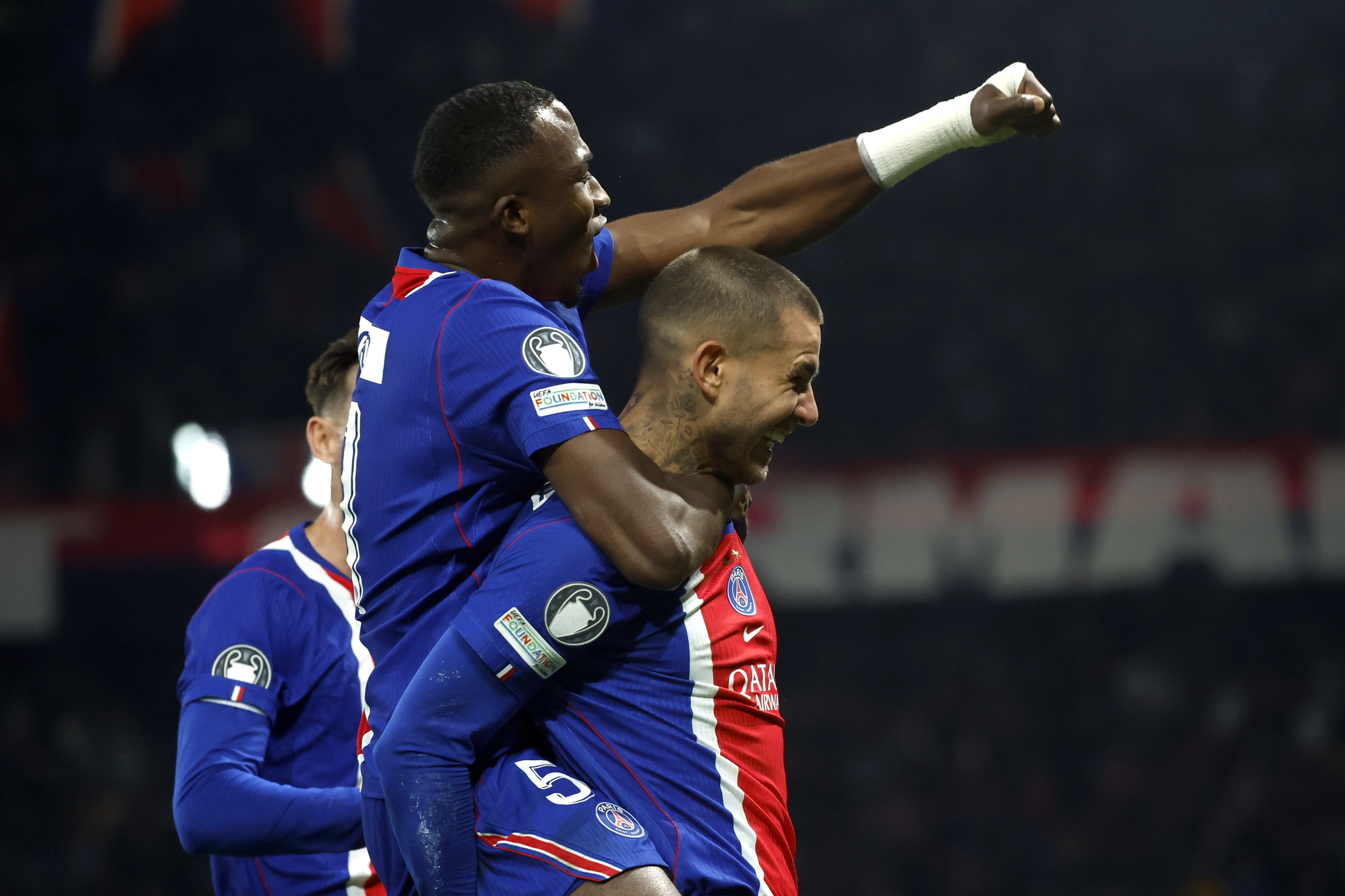PARIS (France), 20/10/2026.- Lucas Hernandez of PSG celebrates his 2-1 goal during the UEFA Champions League phase match Paris Saint-Germain FC against FC Barcelona, in Paris, France, 20 October 2026. (Liga de Campeones, Francia) EFE/EPA/MOHAMMED BADRA
