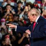CORPUS CHRISTI (United States), 27/10/2026.- US President Donald J Trump gives a speech at a midterm election rally for Republican Senate candidate Ken Paxton in Corpus Christi, Texas, USA, 27 October 2026. President Trump is campaigning for Republican U.S. Senate candidate and Texas Attorney General Ken Paxton, who faces Democratic state Representative James Talarico in a closely contested race ahead of the November 3 midterm elections. (Elecciones) EFE/EPA/LAURA BRETT