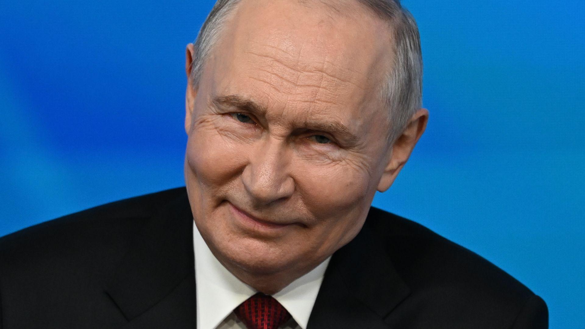 El presidente de Rusia, Vladimir Putin, mientras se dirige al público en el foro de política exterior de Valdai.
