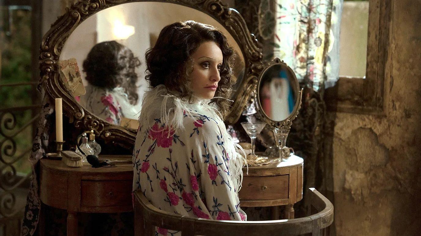 Penélope Cruz, como su personaje en La Bola Negra