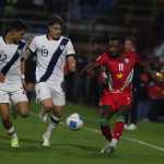 Surinam no tiene buenos recuerdos en su anterior visita a Guatemala, ya que fue en el estadio El Trébol donde perdió su boleto al Mundial 2026.(Foto Prensa Libre: Douglas Suruy Franco).