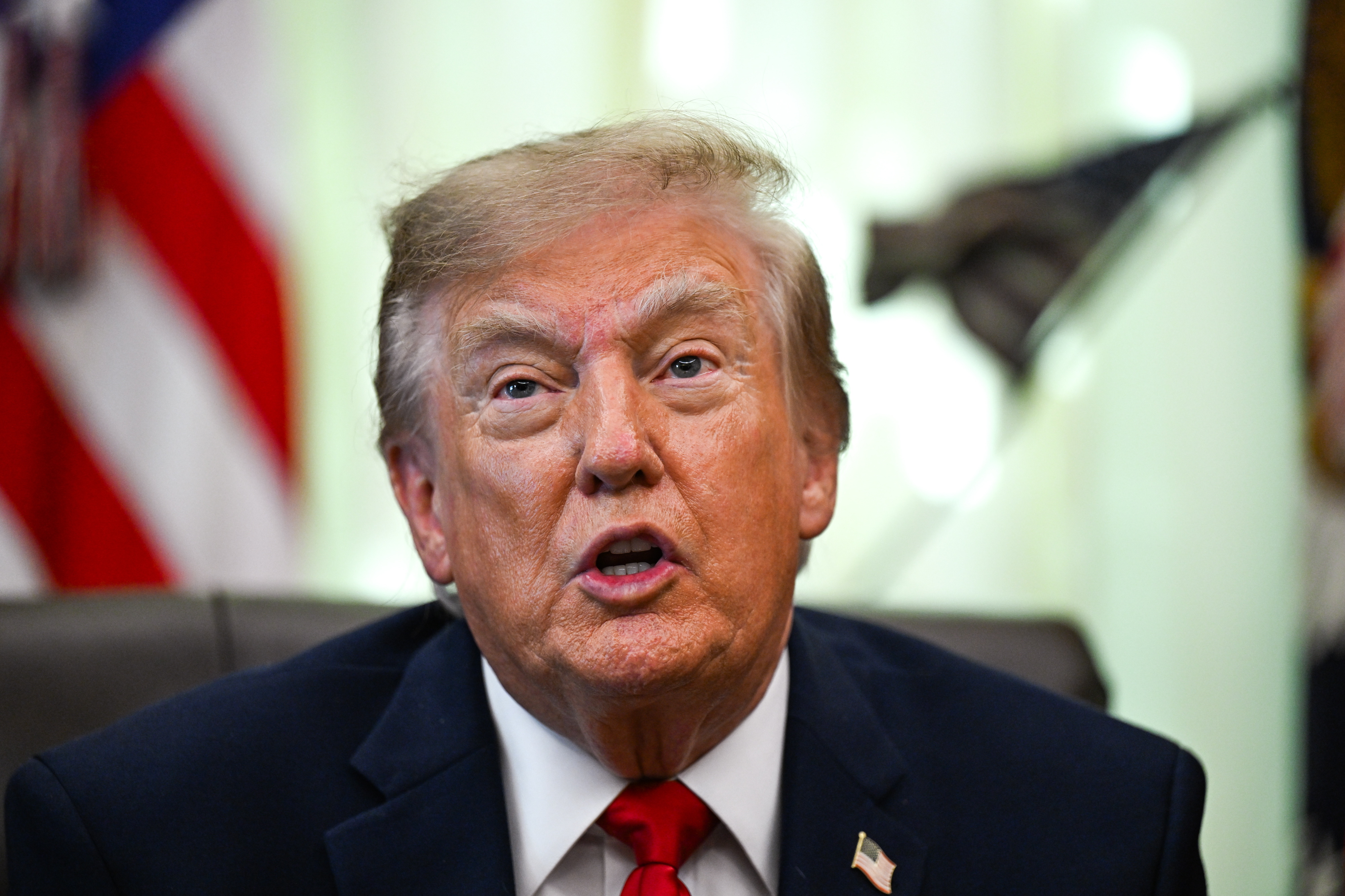 “Es fake news” la respuesta de Trump tras la polémica al decir que Irán podía “destruir” Los Ángeles