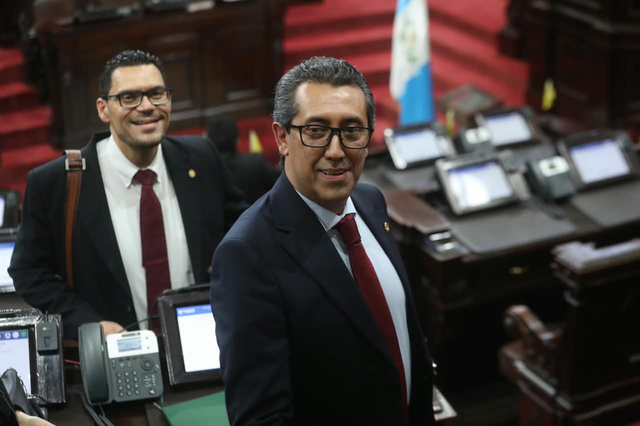 Jonathan Menkos obtiene nuevo permiso para ausentarse de su curul en el Congreso de forma indefinida. (Foto Prensa Libre: Érick Ávila)