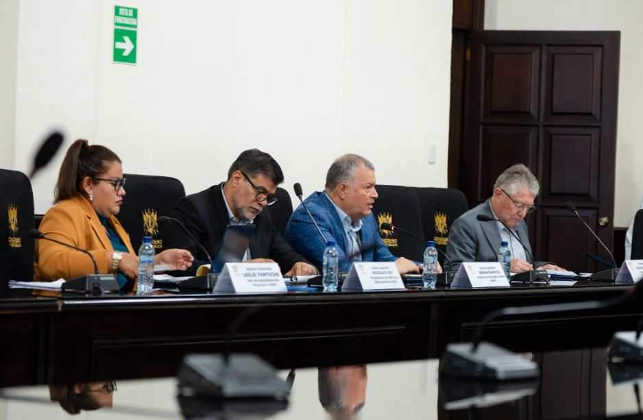 MEM presenta presupuesto 2027 ante Comisión de Finanzas Congreso 21102026