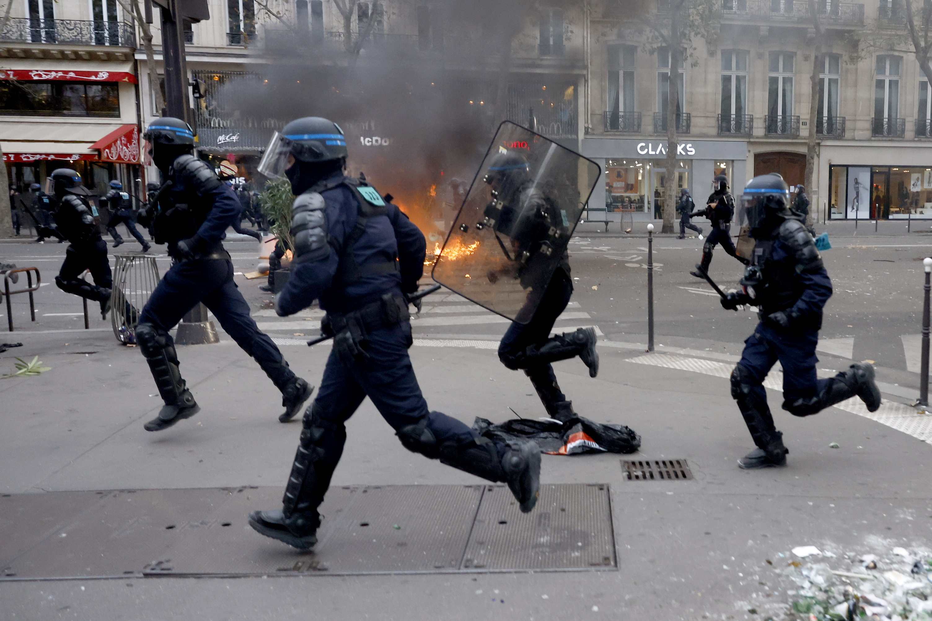 PROTESTA EN FRANCIA ALTO COSTO DE VIDA'