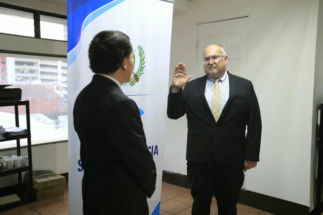 Sicom Carlos Federico Ortiz Ortiz electo nuevo Superintendente de Competencia Foto MRB 2 juramentación