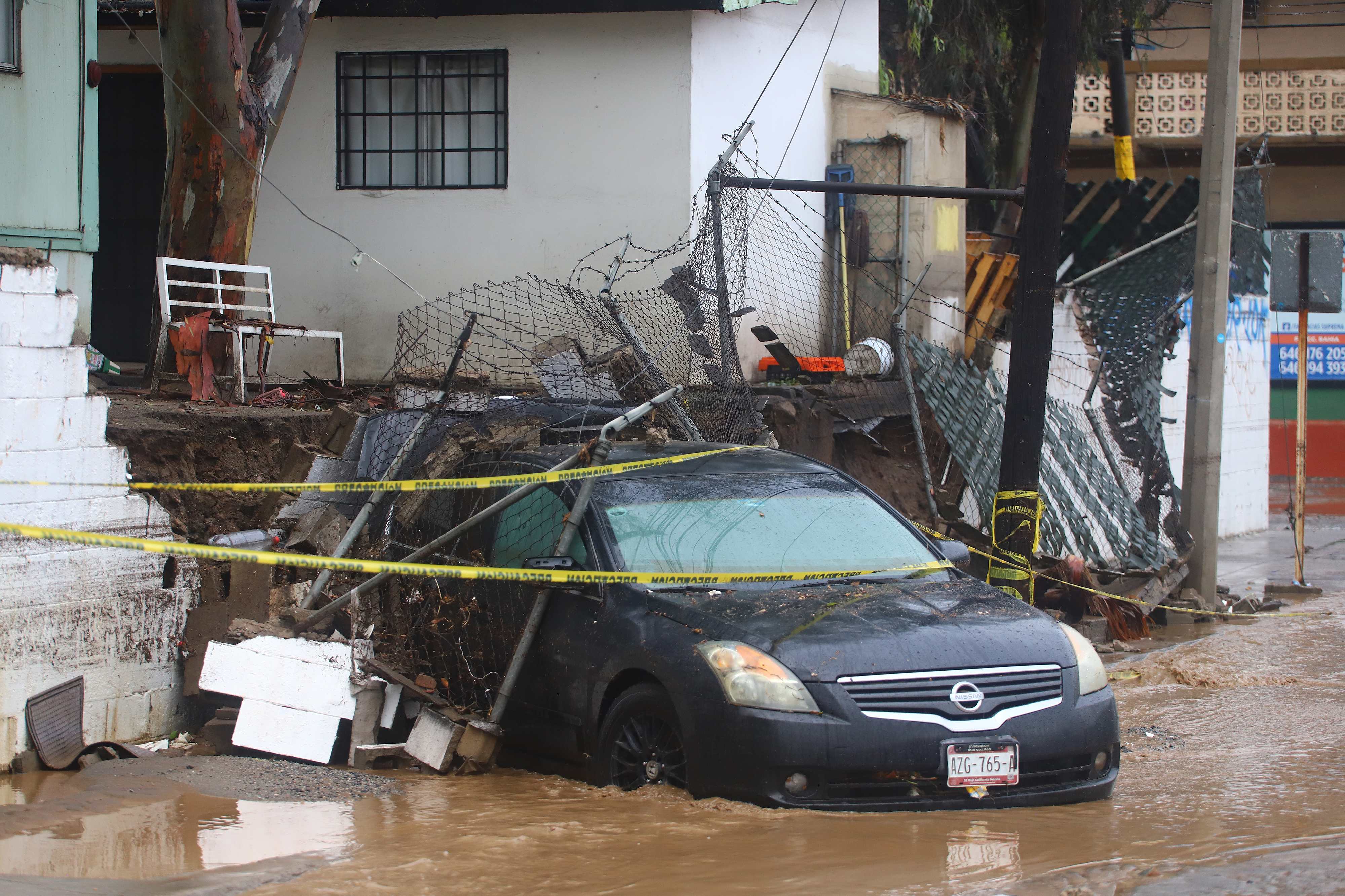 HURACAN ISAIAS SIMON Y TORMENTA RACHEL'