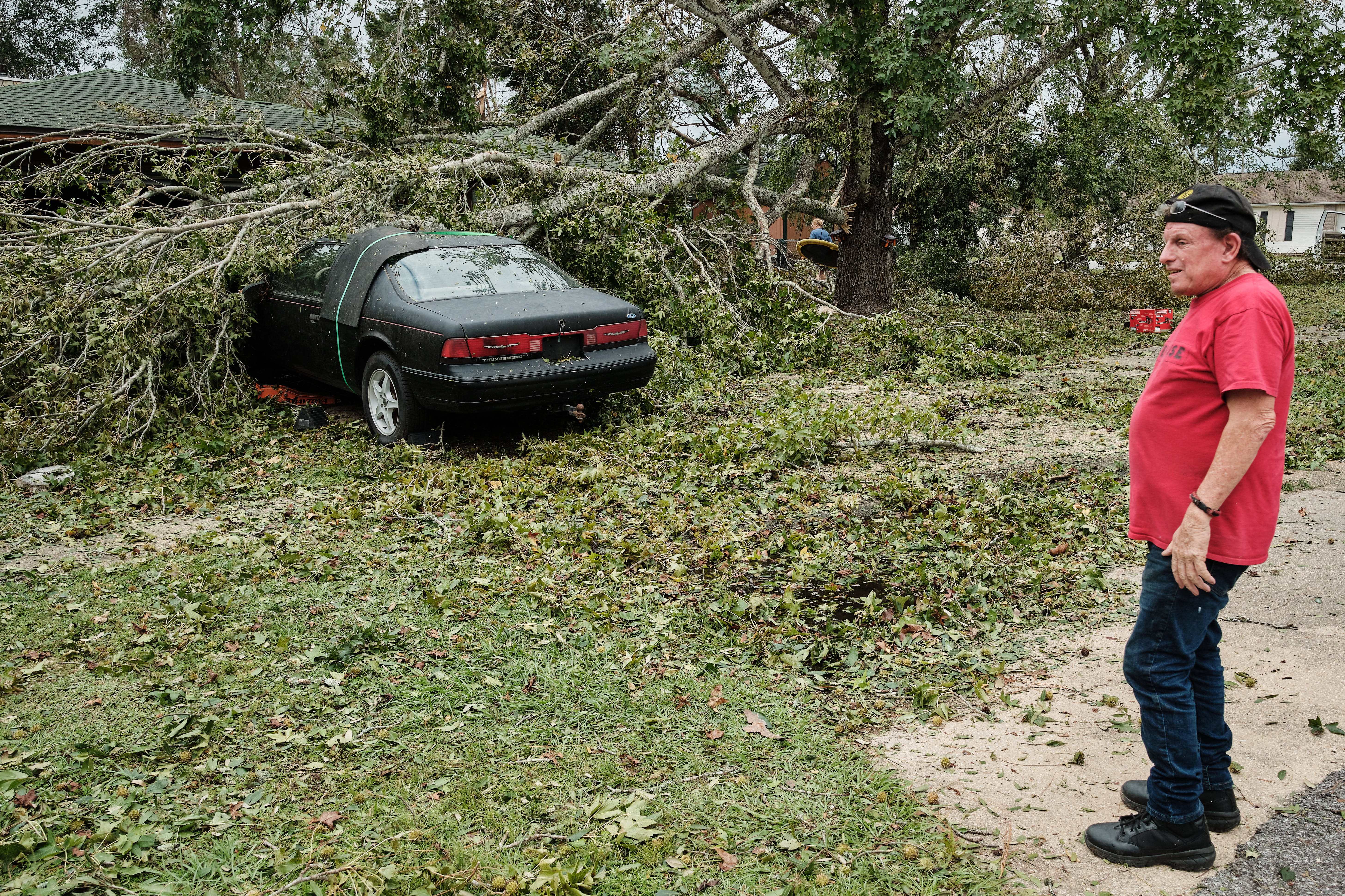 HURACAN ISAIAS SIMON Y TORMENTA RACHEL'