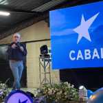 Roberto Arzú participa de una actividad del partido Cabal en Santa Catarina Pinula, el pasado martes 29 de septiembre, un día antes de su separación del partido. (Foto Prensa Libre: Cabal)