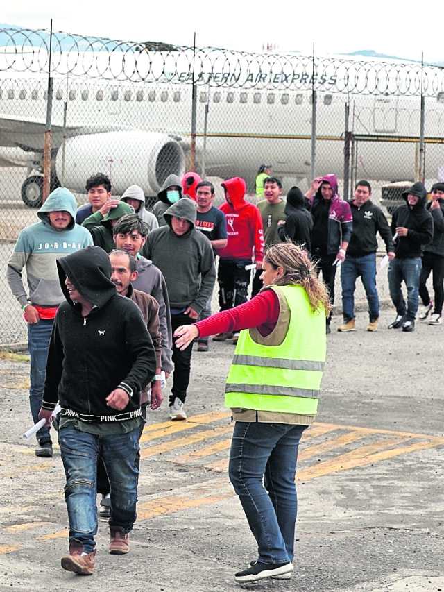 Migrantes retornados: la mitad tiene entre 15 y 30 años
