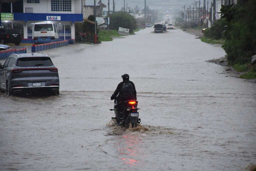 Lluvias afectan diferentes regiones de Guatemala debido al ingreso de humedad.
